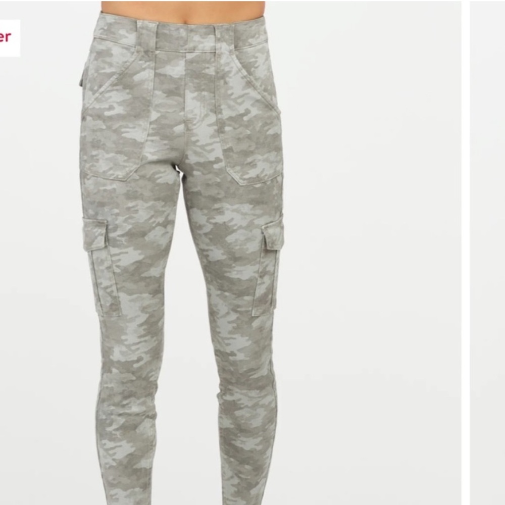 Spanx twill cargo camo pants